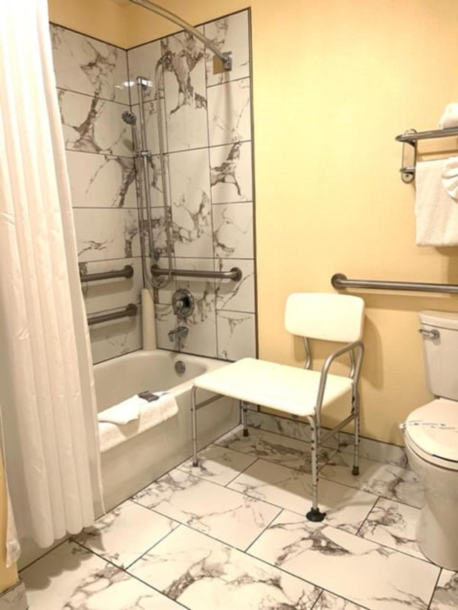 Lighthouse Suites Inn Ocean Shores Ngoại thất bức ảnh